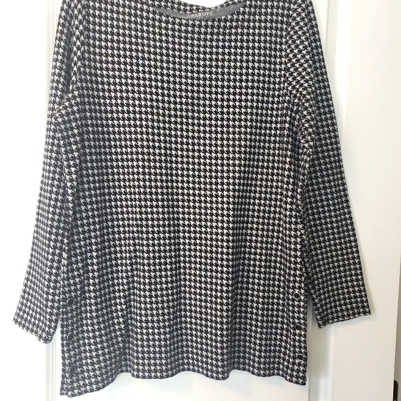 Talbots Sweaters - Pull over check sweater